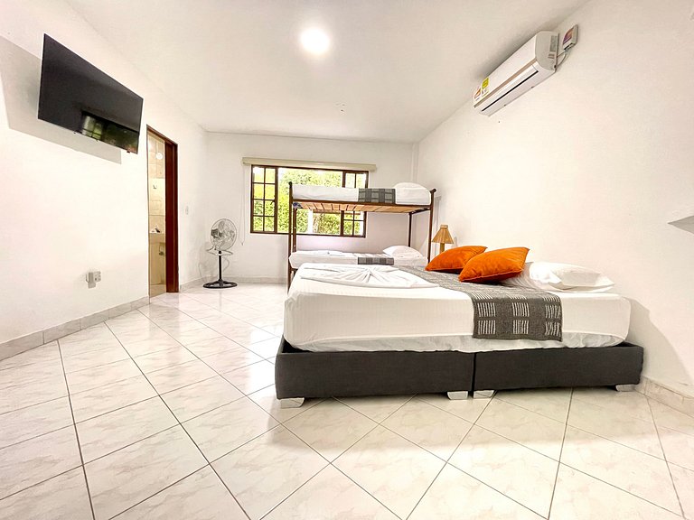 Spectacular FINCA HOUSE with pool, WiFi AND AA