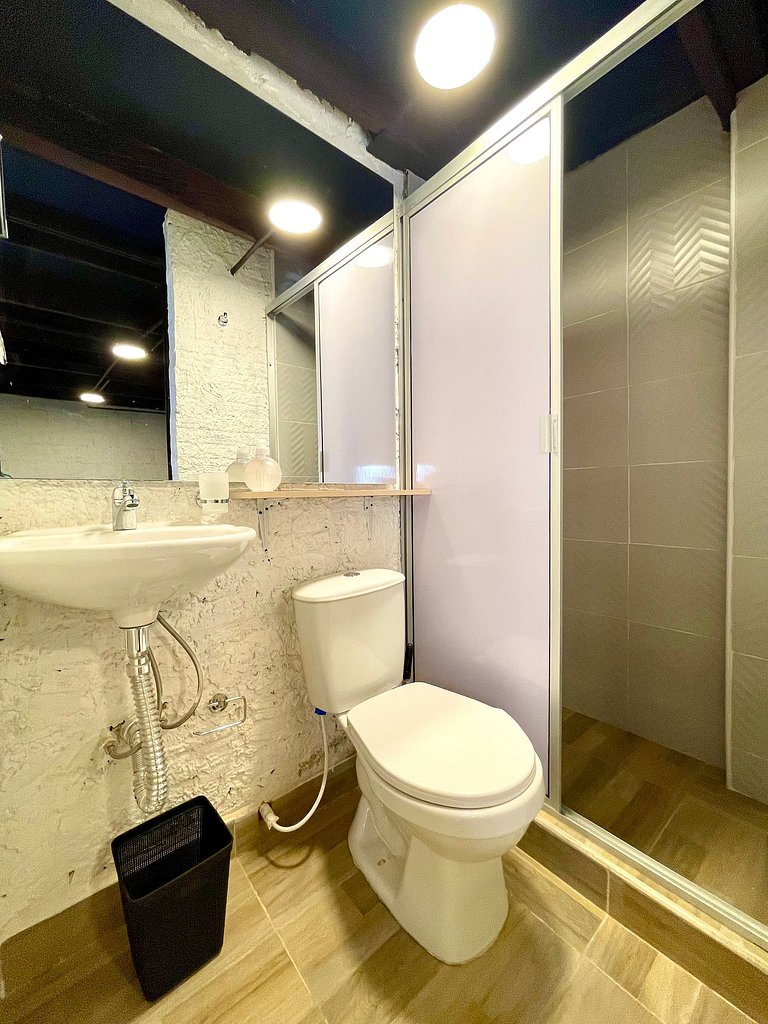 Apartamento privado Hotel Bogotá Smart TV WiFi cocina baño