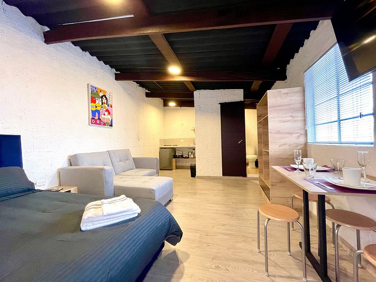 Apartamento privado Hotel Bogotá Smart TV WiFi cocina baño