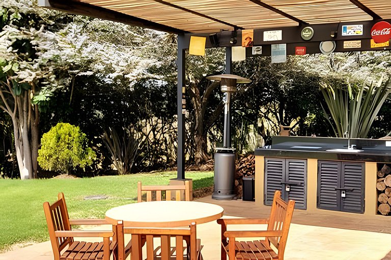 Mágica Casa Finca represa del Sisga wi-fi, tv, BBQ