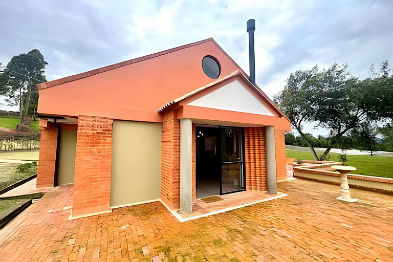 Lujosa Cabaña Represa del Sisga TV Wifi Cocina BBQ