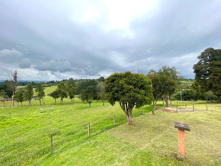 Lujosa Cabaña Represa del Sisga TV Wifi Cocina BBQ