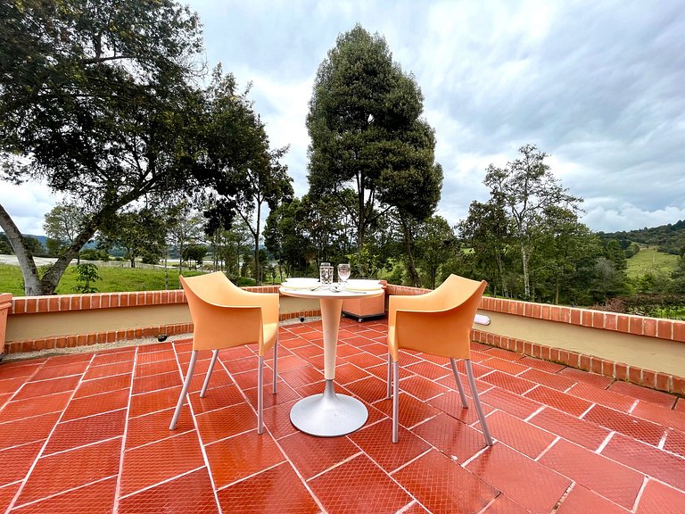 Lujosa Cabaña Represa del Sisga TV Wifi Cocina BBQ