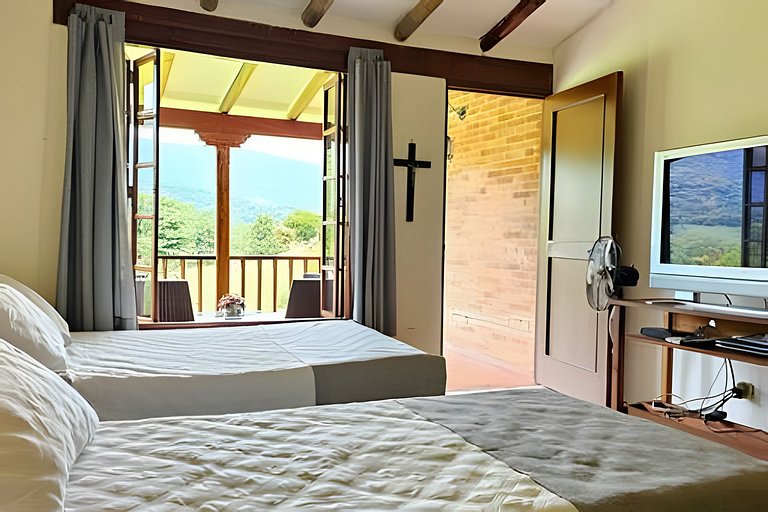 Reserve your house surrounded by nature in Villeta