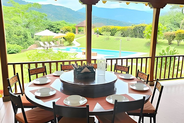Reserva tu casa rodeada de naturaleza en Villeta