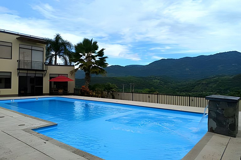 Reserva tu casa rodeada de naturaleza en Anapoima